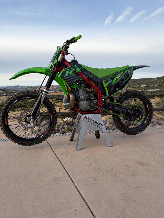 17" Moto Stand