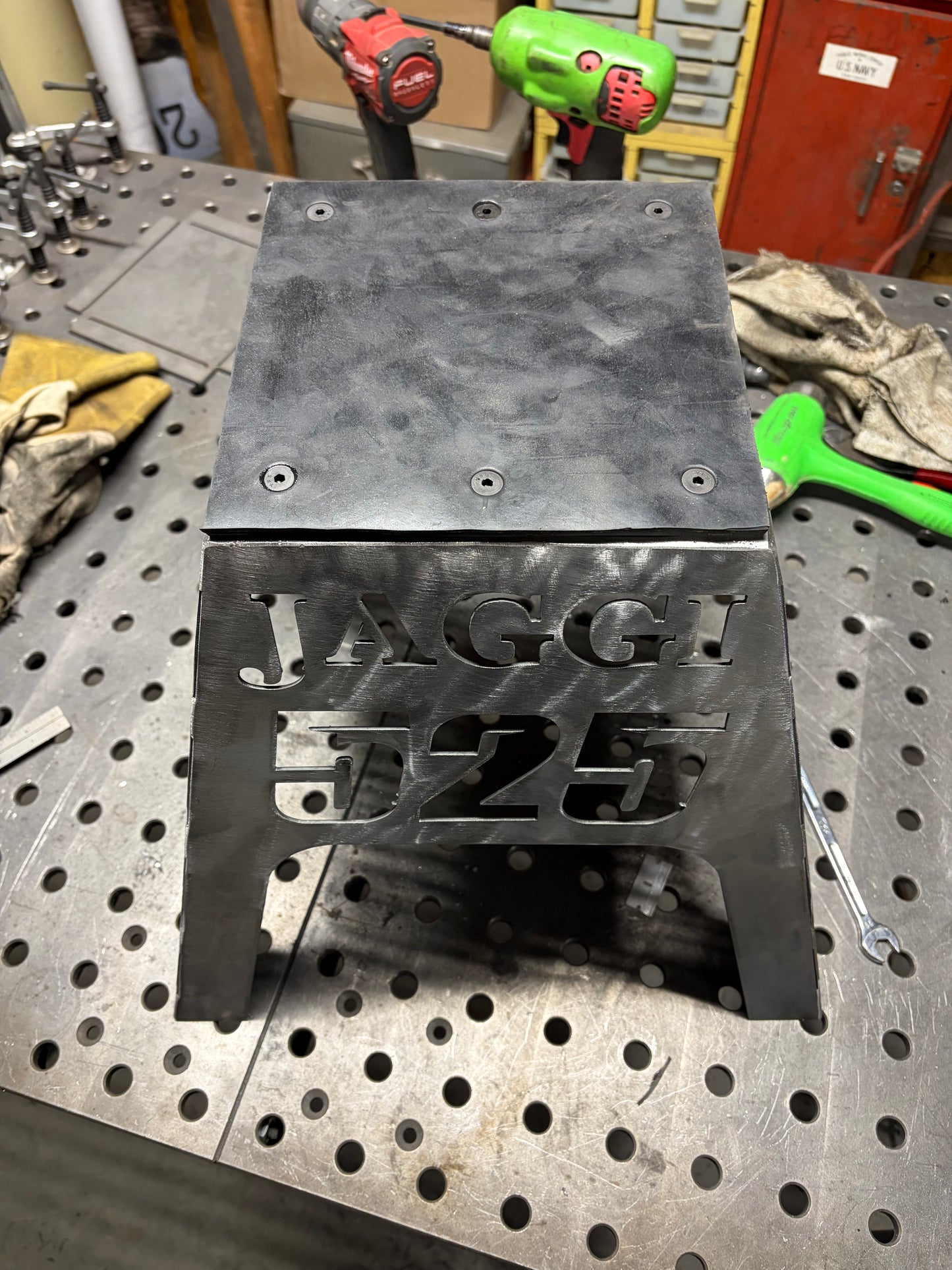 15" Moto Stand