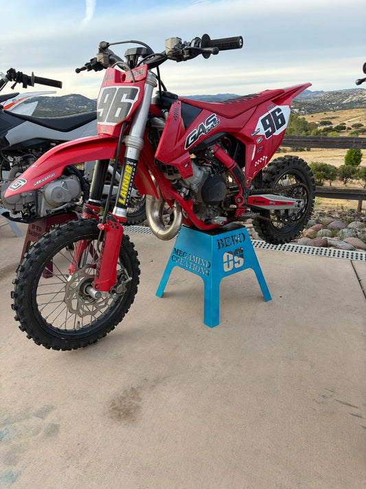 14" Moto Stand